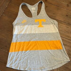 Womens Nike workout tank sz medium
